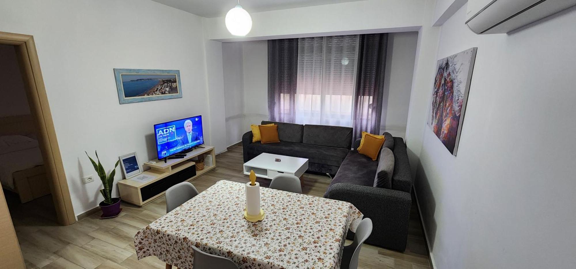 Old Town Boulevard Apartment In City Center Durrës Esterno foto